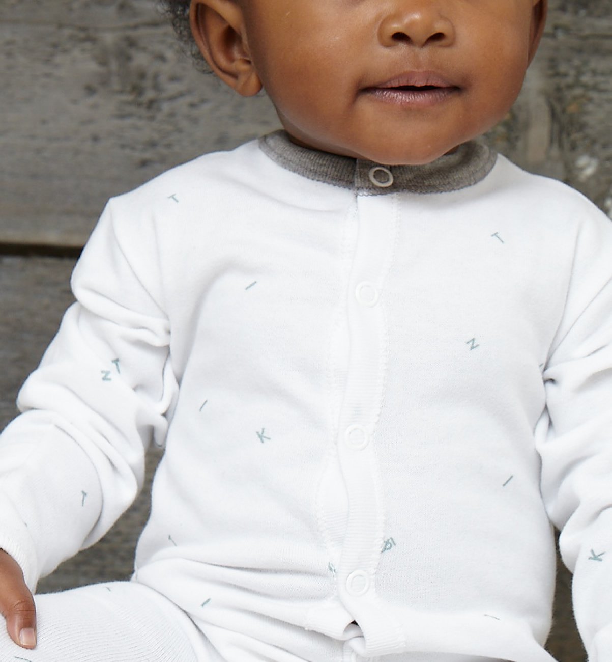 Comfy All-in-one 6 to 12 months